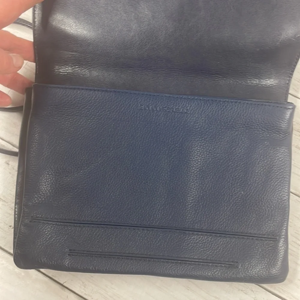 Banana Republic sleek crossbody